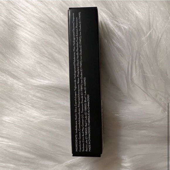 V-Kosmetik- CREAMY LIQUID VELVET LIPSTICK- BUBBLY - Picture 7 of 7